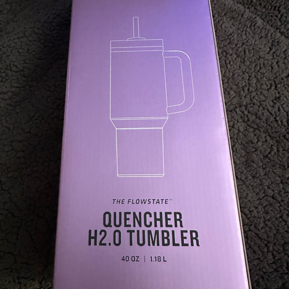 👀 PRICE DROP 👀 OLIVIA RODRIGO STANLEY 40oz TUMBLER - Picture 6 of 7